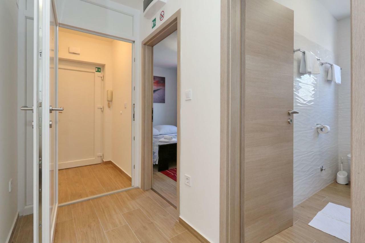 Two New Apartments By The Town Center Zadar Exterior foto